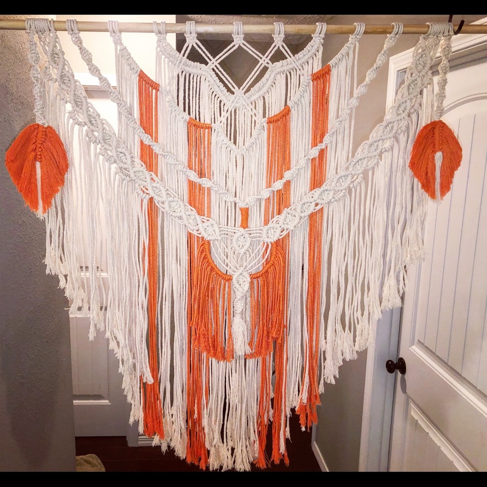 Macramé wall hanging